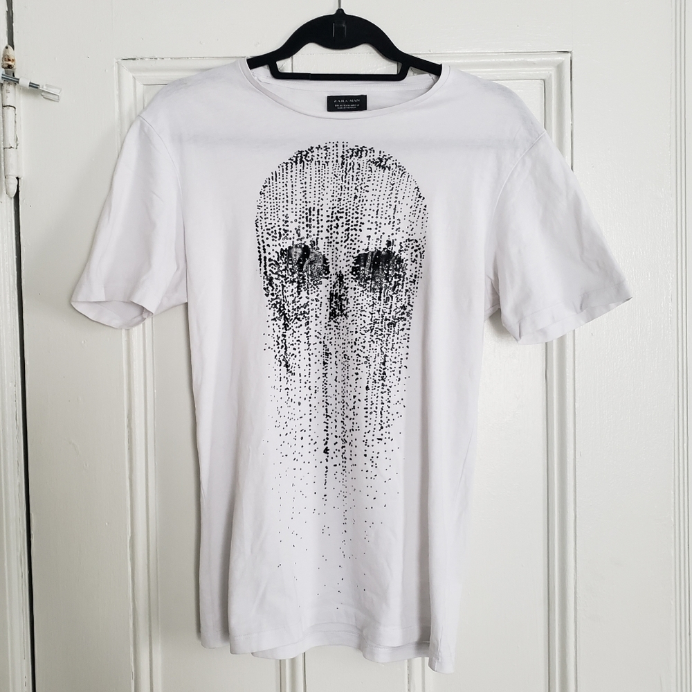 Zara man skull graphic shirt